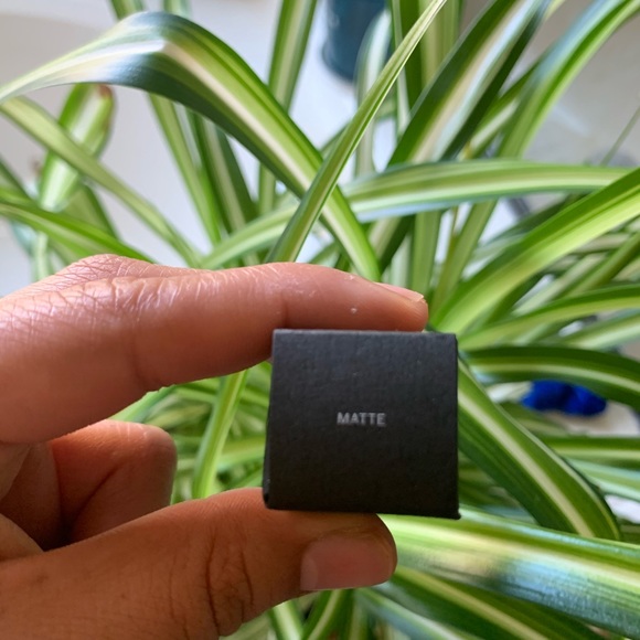 ZOEVA Eyeshadow Fix - Picture 2 of 3